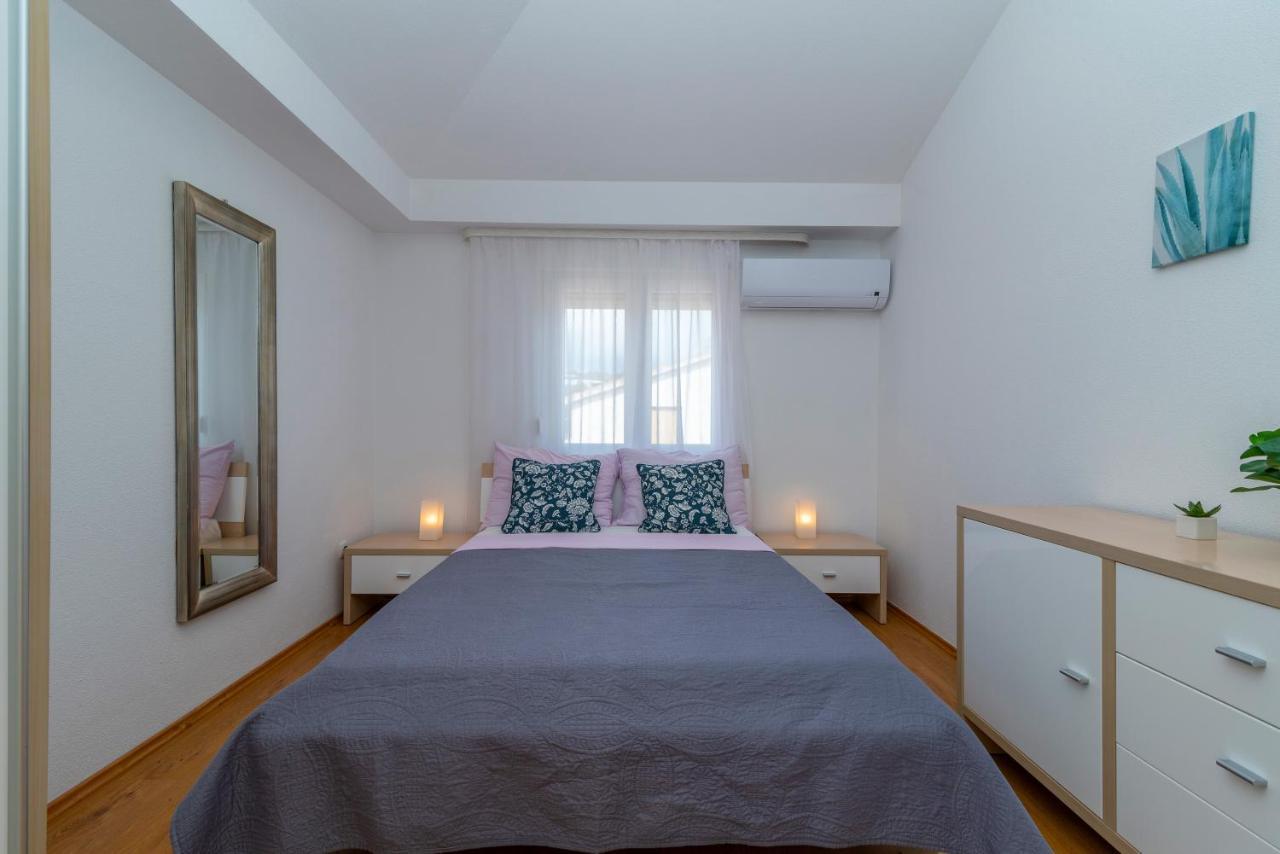 Apartment Angela Trogir Exteriér fotografie
