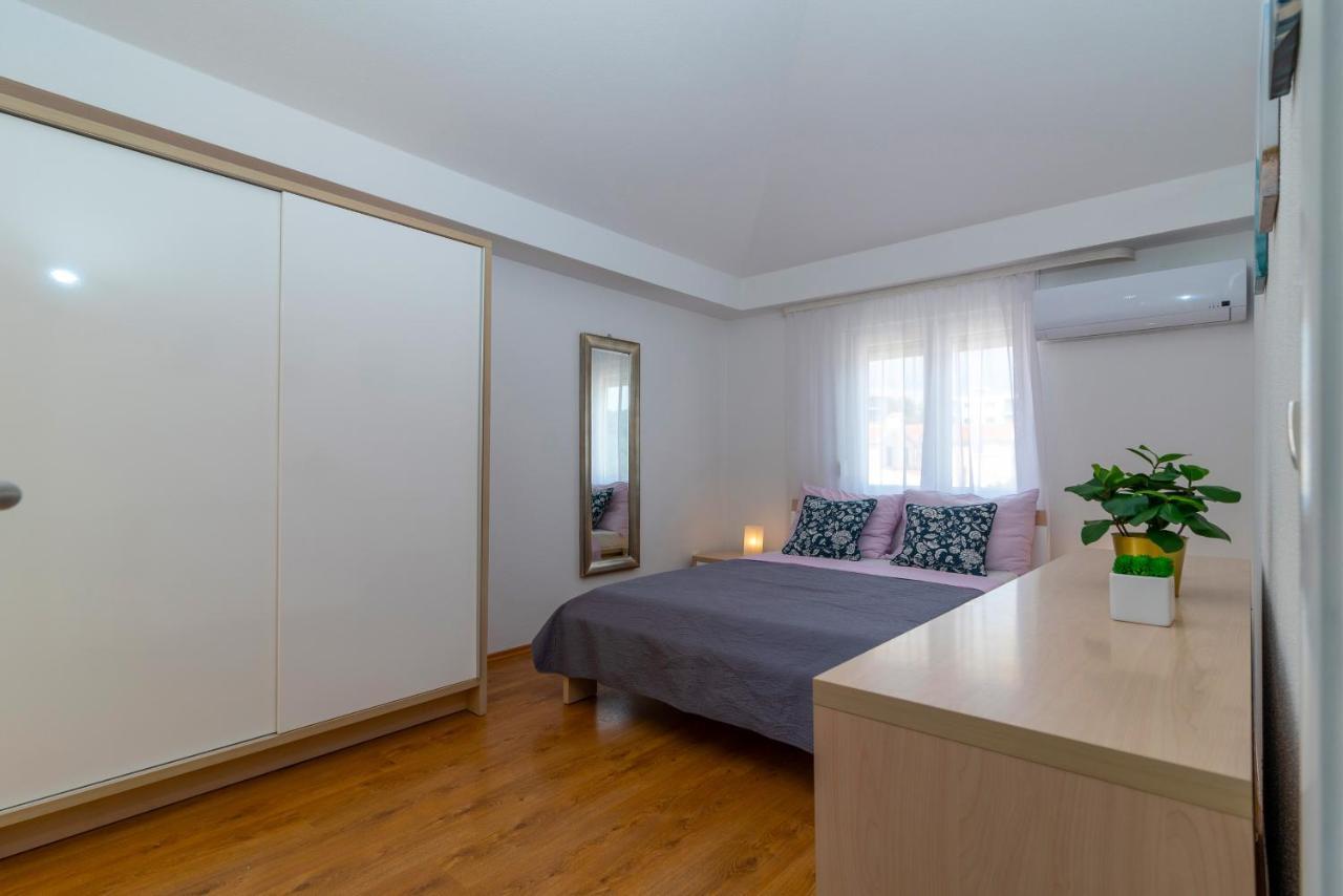 Apartment Angela Trogir Exteriér fotografie